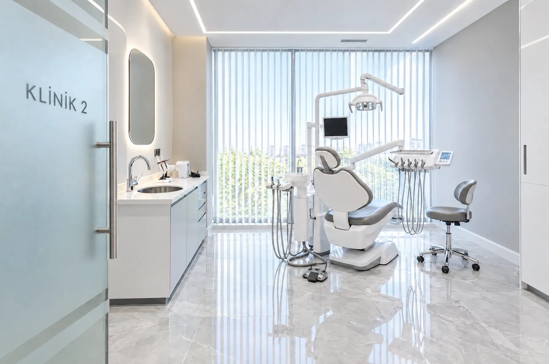 Klinik 2 — tedavi odası
